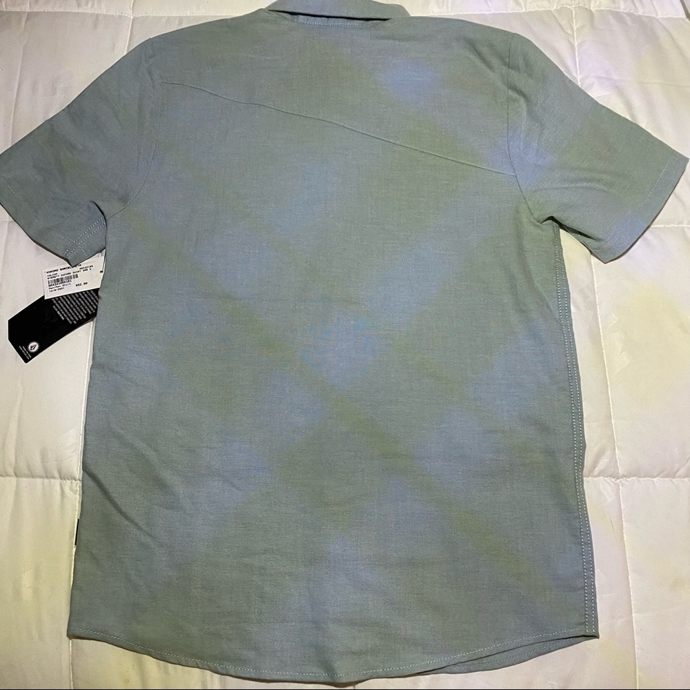 Volcom shirt - Picture 2 of 6